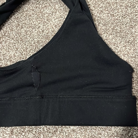 Fabletics Medium Support Sports Bra - Size Small - Picture 3 of 4